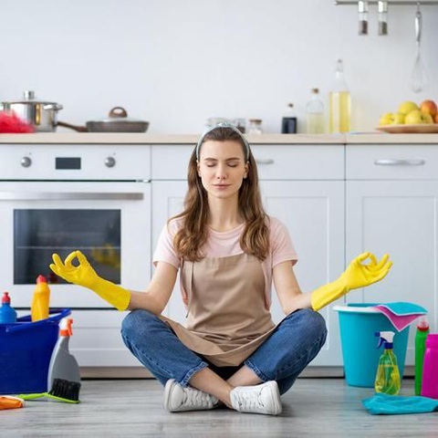 Quiz: Bạn nên tránh xa kiểu người nào khi yêu?- Ảnh 1.