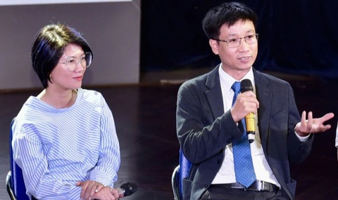 Xu hướng ứng dụng AI vào các lĩnh vực đào tạo, giáo viên và việc làm- Ảnh 5. Thầy Lê Văn Quốc Anh, trưởng khoa Công nghệ thông tin Trường ĐH Giao thông Vận tải TP.HCM phát biểu về môn học AI trong trường - Ảnh: T.T.D.