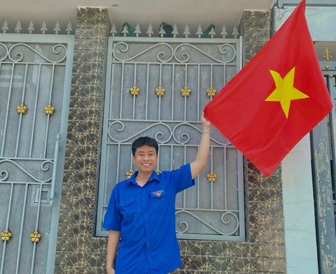 9X học bằng hai sư phạm để đứng lớp học tình thương- Ảnh 1. Phan Trung Hải còn là bí thư chi đoàn khu phố 5, phường Phú Mỹ, quận 7 (TP.HCM) - Ảnh: NVCC