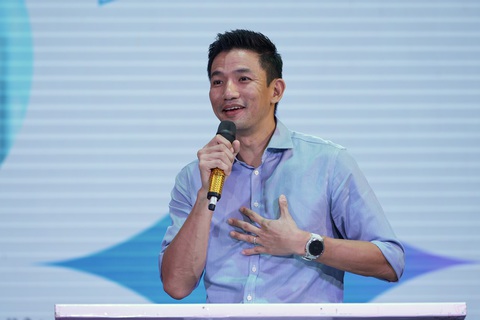 Xu hướng ứng dụng AI vào các lĩnh vực đào tạo, giáo viên và việc làm- Ảnh 15. Giám đốc điều hành, phụ trách Google châu Á - Thái Bình Dương Marc Woo - Ảnh: HỮU HẠNH