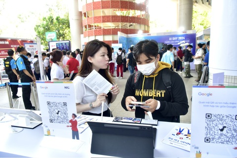 Rộn rã đến với ngày hội AI Day: Hiểu AI làm giàu hành trang nghề nghiệp- Ảnh 3. Rộn rã đến với ngày hội AI Day: Hiểu AI làm giàu hành trang nghề nghiệp- Ảnh 3.
