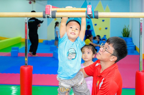 Ngày hội ‘Surprising saturday’ tại Me Since 1988- Ảnh 5. Các bé vừa học vừa chơi tại Me Since 1988
