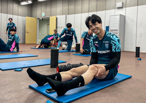 Công Phượng còn khó khăn ở J-League 2- Ảnh 1. Công Phượng tích cực thể hiện ở giải đấu cúp - Ảnh: YKHM