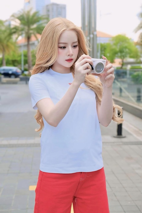 Mie ngày càng thăng hạng nhan sắc hậu chia tay Hồng Thanh Mie ngày càng thăng hạng nhan sắc hậu chia tay Hồng Thanh