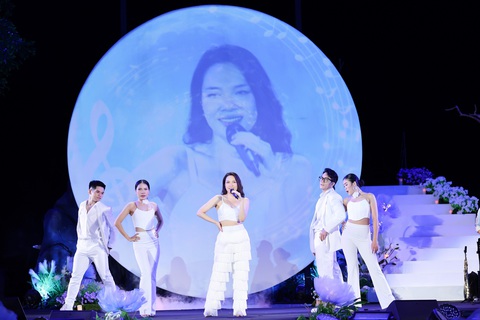 My soul 1981 của Mỹ Tâm: Bữa tiệc âm nhạc đầy hoài niệm- Ảnh 6. My soul 1981 của Mỹ Tâm: Bữa tiệc âm nhạc đầy hoài niệm- Ảnh 6.