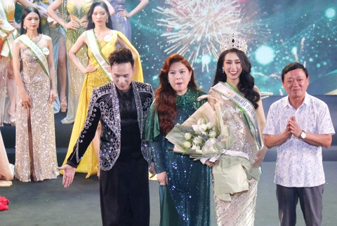 Người đẹp Đinh Thị Hoa đăng quang Hoa hậu Đại sứ Du lịch Việt Nam 2024- Ảnh 1. Trao giải Hoa hậu Đại sứ Du lịch Việt Nam 2024 - Ảnh: TTXVN