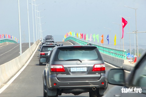 Đà Nẵng thông xe đường vành đai phía tây dài 20km- Ảnh 1. Sau nhiều năm thi công, đường vành đai phía tây Đà Nẵng đã chính thức thông xe, kết nối nhiều đường quốc lộ và giao thông trục ngang của Đà Nẵng - Ảnh: TRƯỜNG TRUNG