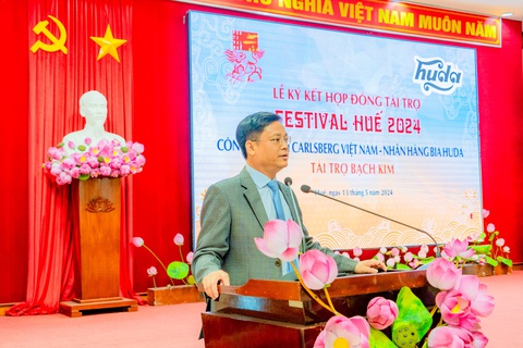 Carlsberg Việt Nam trở thành nhà tài trợ bạch kim cho Festival Huế 2024- Ảnh 3. Ông Nguyễn Thanh Bình, phó chủ tịch UBND tỉnh Thừa Thiên Huế