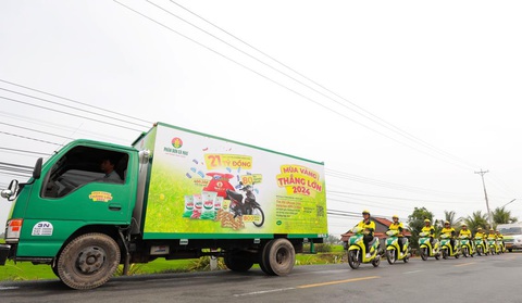 Đoàn Roadshow mang niềm vui qua nhiều nơi- Ảnh 1. Đoàn Roadshow mang niềm vui qua nhiều nơi- Ảnh 1.