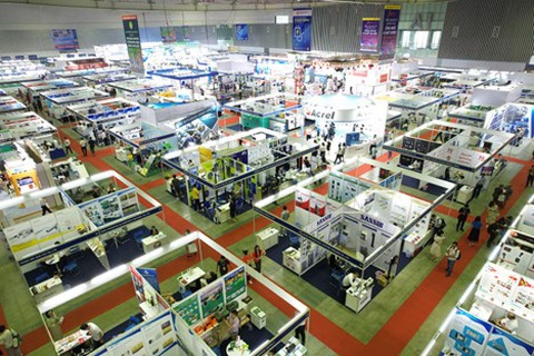 Vietnam ETE & Enertec Expo 2024 chào đón hơn 400 đơn vị tham gia- Ảnh 3. Không gian trưng bày hấp dẫn tại triển lãm Vietnam ETE & Enertec Expo 2024