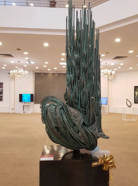 Tác phẩm điêu khắc Lũ thượng nguồn 2 của Trần Đình Thắng đạt giải nhất Festival Mỹ thuật trẻ 2022 Tác phẩm điêu khắc Lũ thượng nguồn 2 của Trần Đình Thắng đoạt giải nhất Festival Mỹ thuật trẻ 2022