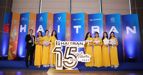 Hai Tran Media & Airs Group 15 năm xây dựng và phát triển- Ảnh 1. Đêm Gala kỷ niệm 15 năm thành lập tại Hội An