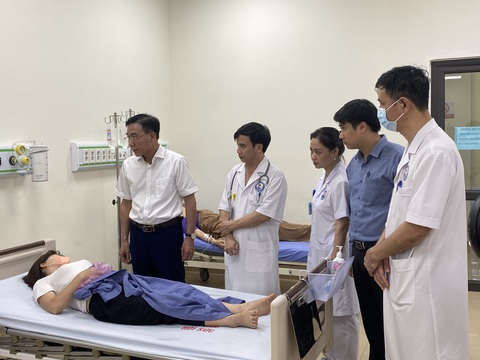 Công nhân tại Vĩnh Phúc nhập viện nghi do ngộ độc thực phẩm sau bữa trưa - Ảnh: Bệnh viện cung cấp Công nhân tại Vĩnh Phúc nhập viện nghi do ngộ độc thực phẩm sau bữa trưa - Ảnh: Bệnh viện cung cấp