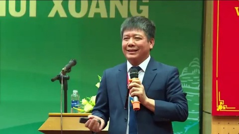 PGS.TS.BS Lê Công Định - Trưởng khoa Tai Mũi Họng, Bệnh viện Bạch Mai PGS.TS.BS Lê Công Định - trưởng Khoa Tai Mũi Họng, Bệnh viện Bạch Mai