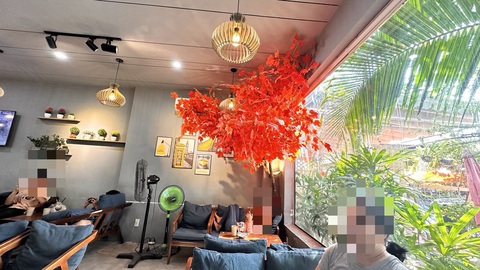 Chuyện khó đỡ: Đến quán cà phê nằm dài ra ngáy- Ảnh 3. Những quán cà phê có không gian thoải mái cần lắm lối hành xử văn minh của khách hàng - Ảnh: ĐỖ QUYÊN