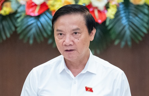Phó chủ tịch Quốc hội: Nhóm nữ ca sĩ Hàn Quốc hát mấy đêm bằng doanh nghiệp làm nhiều tháng- Ảnh 1. Phó chủ tịch Quốc hội Nguyễn Khắc Định - Ảnh: GIA HÂN