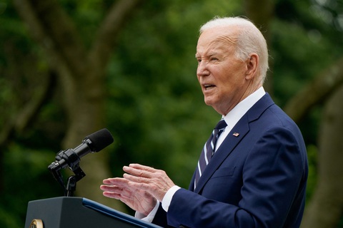 Tổng thống Mỹ Joe Biden công bố các khoản thuế mới đối với hàng nhập khẩu Trung Quốc ngày 14-5 - Ảnh: REUTERS Tổng thống Mỹ Joe Biden công bố các khoản thuế mới đối với hàng nhập khẩu Trung Quốc ngày 14-5 - Ảnh: REUTERS