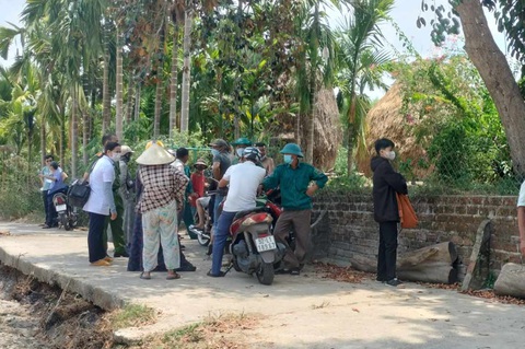 Một người Quảng Nam tử vong sau vụ nổ lớn trong vườn- Ảnh 1. Khu vực nơi xảy ra vụ nổ khiến một người thiệt mạng - Ảnh: M.T.