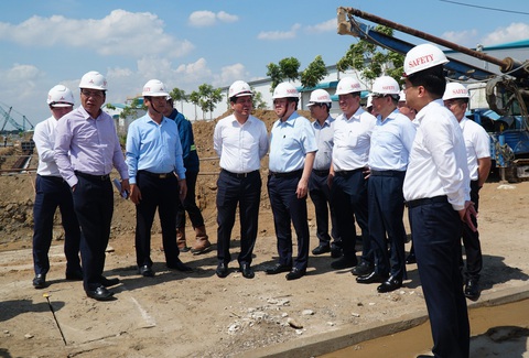 Petrovietnam phát hiện dầu khí mới, lập kỷ lục về sản lượng điện- Ảnh 5. Ban Chỉ đạo Nhà nước các công trình năng lượng, lãnh đạo Petrovietnam kiểm tra tiến độ dự án NMĐ Nhơn Trạch 3 & 4