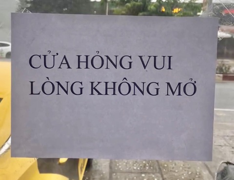 Ảnh vui 16-5: Chiếc cửa đang trong thời gian 'chữa lành' tâm hồn- Ảnh 1. Rồi mắc gì