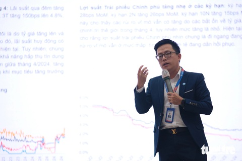 Cơ hội việc làm trong ngành chứng khoán ra sao?- Ảnh 2. Ông Nguyễn Thế Minh - giám đốc khối nghiên cứu và phát triển sản phẩm, khách hàng cá nhân, Công ty TNHH chứng khoán Yuanta Việt Nam - nhận định cơ hội việc làm cho sinh viên trên thị trường chứng khoán lớn - Ảnh: NGỌC PHƯỢNG
