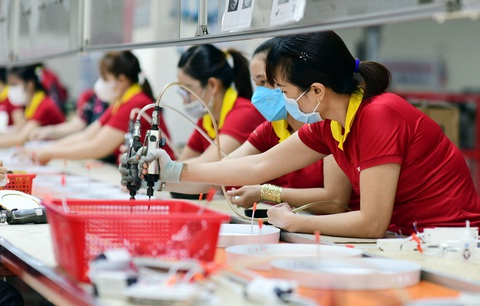 Thị trường lao động đang đòi hỏi trình độ tay nghề của công nhân, nhất là lao động trẻ, ngày càng cao - Ảnh: Q.ĐỊNH Thị trường lao động đang đòi hỏi trình độ tay nghề của công nhân, nhất là lao động trẻ, ngày càng cao - Ảnh: Q.ĐỊNH