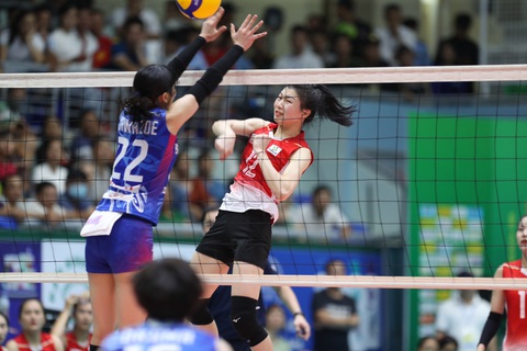 PFU BlueCats giành vé đầu tiên vào chung kết Cúp VTV9 - Bình Điền- Ảnh 2. Nỗ lực của Phạm Thị Hiền không đủ giúp Binh Chủng Thông Tin làm nên bất ngờ - Ảnh: HOÀNG TUẤN