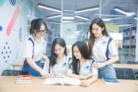 Nhiều phương thức xét tuyển linh hoạt tại Trường đại học Mở TP.HCM- Ảnh 2. Trường đại học Mở TP.HCM hướng tới tạo môi trường giáo dục đại học bình đẳng, cung cấp nhiều loại hình đào tạo
