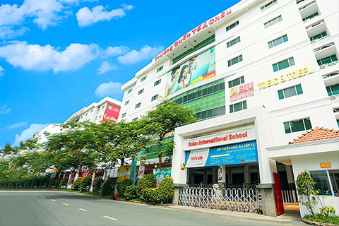 Giữ học bạ 2 năm vì không đóng học phí, nhà trường nói gì?- Ảnh 1. Trường tiểu học - THCS & THPT quốc tế Á Châu cơ sở tại quận Tân Bình, TP.HCM