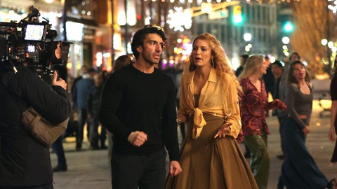 Màn tái xuất đáng mong chờ của mỹ nhân Blake Lively- Ảnh 2. Màn tái xuất đáng mong chờ của mỹ nhân Blake Lively- Ảnh 2.