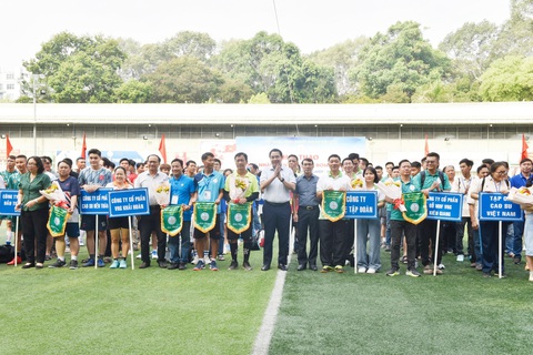 Tập đoàn Công nghiệp cao su Việt Nam tổ chức hội thao quy mô lớn- Ảnh 1. Các đoàn về dự Hội thao Tập đoàn Công nghiệp cao su Việt Nam (VRG) khu vực II - Ảnh: T.V.C