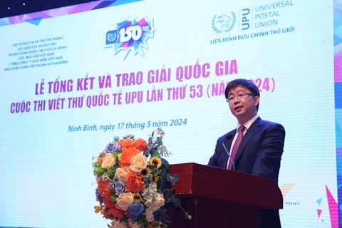 Giải nhất cuộc thi viết thư quốc tế UPU Việt Nam: Khoa học dù phát triển đến đâu, thư tay vẫn tồn tại- Ảnh 1. Thứ trưởng Bộ Thông tin và Truyền thông, trưởng Ban tổ chức cuộc thi - Bùi Hoàng Phương phát biểu khai mạc lễ trao giải cuộc thi viết thư quốc tế UPU - Ảnh: HÀ THƯƠNG