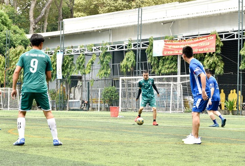 Tập đoàn Công nghiệp cao su Việt Nam tổ chức hội thao quy mô lớn- Ảnh 2. Bóng đá mini nam là 1 trong 9 môn thi đấu của hội thao - Ảnh: T.V.C