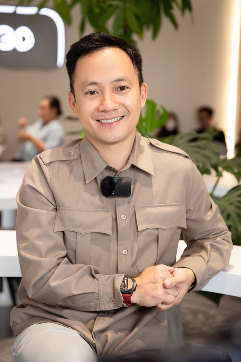 Đinh Tiến Đạt tái xuất showbiz?- Ảnh 2. Những năm gần đây Đinh Tiến Đạt sáng lập và điều hành chuỗi cà phê riêng và cho rằng âm nhạc của mình đã lỗi thời