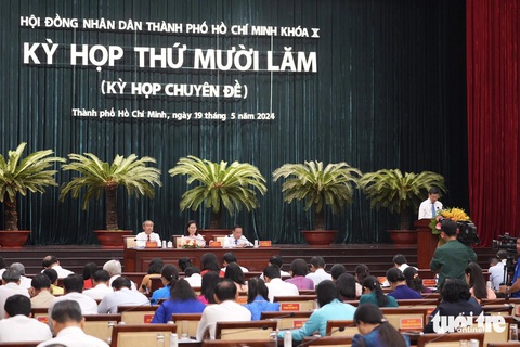 Chủ tịch Phan Văn Mãi: Không gian dọc sông Sài Gòn là điểm nhấn của quy hoạch chung TP.HCM- Ảnh 1. Quang cảnh kỳ họp lần thứ 15 (kỳ họp chuyên đề) của HĐND TP.HCM khóa X - Ảnh: HỮU HẠNH