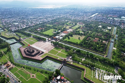 Thừa Thiên Huế sẽ là đô thị trung tâm của miền Trung- Ảnh 2. Thừa Thiên Huế được định hướng trở thành đô thị trung tâm của miền Trung và là đô thị cấp quốc gia đặc trưng về di sản, văn hóa của cả nước - Ảnh: NHẬT LINH