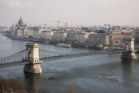 Sông Danube là sông dài thứ hai ở châu Âu, chảy qua 10 nước - Ảnh: BLOOMBERG Sông Danube là sông dài thứ hai ở châu Âu, chảy qua 10 nước - Ảnh: BLOOMBERG