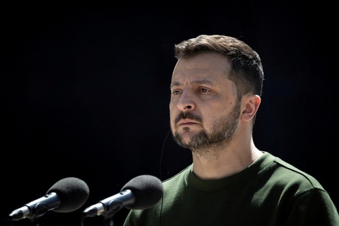 Ông Zelensky cải tổ nhân sự Cơ quan An ninh Ukraine- Ảnh 1. Tổng thống Ukraine Volodymyr Zelensky vừa có màn