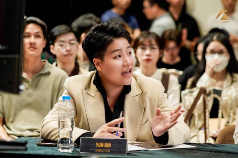 Ảo thuật gia nhí Bảo Long chuẩn bị debut với vai trò diễn viên- Ảnh 3. Yun Bin mong muốn trở thành người tìm ra những nghệ sĩ thực thụ.