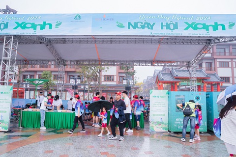 Chương trình Ngày hội Xanh được tổ chức mới đây đã lan tỏa và thúc đẩy lối sống xanh cho cư dân Vinhomes mọi lứa tuổi. Ảnh: Đ.H Chương trình Ngày hội Xanh được tổ chức mới đây đã lan tỏa và thúc đẩy lối sống xanh cho cư dân Vinhomes mọi lứa tuổi. Ảnh: Đ.H
