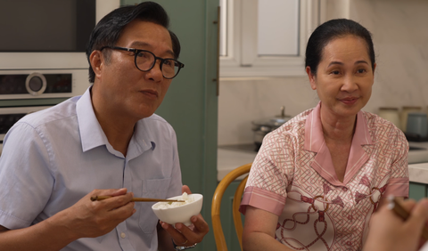 Diễn viên Trọng Trinh (trái) và Lan Hương trong phim Nữ luật sư - Ảnh: ĐPCC Diễn viên Trọng Trinh (trái) và Lan Hương trong phim Nữ luật sư - Ảnh: ĐPCC