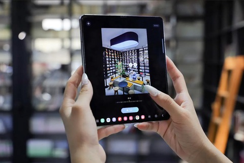 Cập nhật Galaxy AI trên dòng điện thoại gập Z Fold5- Ảnh 4. Cập nhật Galaxy AI trên dòng điện thoại gập Z Fold5- Ảnh 4.