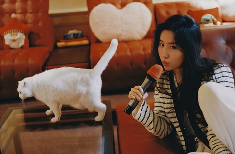 Lưu Diệc Phi và cuộc sống vui vẻ cùng đàn thú cưng của mình - Ảnh: Weibo Lưu Diệc Phi và cuộc sống vui vẻ cùng đàn thú cưng của mình - Ảnh: Weibo