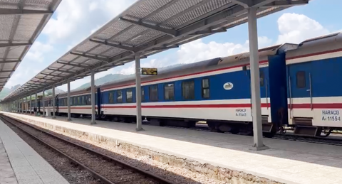 Vé máy bay tăng cao, Quảng Nam bắt tay làm du lịch đường sắt- Ảnh 1. Ga Trà Kiệu đang chuẩn bị đầu tư để đón khách du lịch - Ảnh: B.D.