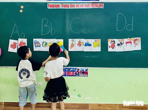 Đà Nẵng: Lớp bán trú hè 'trăm hoa đua nở' dù Sở Giáo dục nói cấm- Ảnh 1. Nhiều phụ huynh xem kỳ nghỉ hè là học kỳ thứ 3 của con - Ảnh minh họa