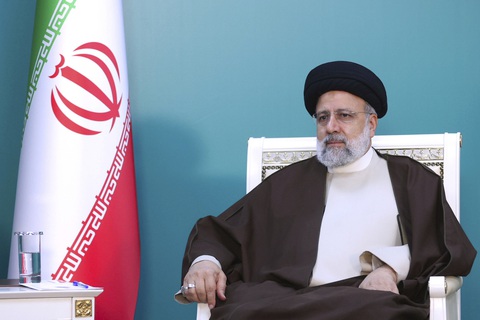 Trực thăng chở Tổng thống Raisi rơi: Hệ thống chính trị Iran có thể đối đầu 'cú sốc'?- Ảnh 1. Tổng thống Iran Ebrahim Raisi - Ảnh: VĂN PHÒNG TỔNG THỐNG IRAN