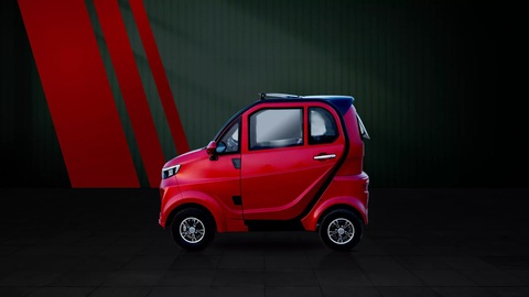 Ô tô điện mini giá rẻ hơn cả xe máy, đi 60km/lần sạc, tốc độ tối đa 30km/h- Ảnh 1. Là một mẫu ô tô điện mini đặc biệt, Yakuza Karishma có 2 cửa và chỉ 3 chỗ ngồi. Kích thước xe chưa được công bố chi tiết. Nhưng từ hình ảnh có thể thấy chiều dài của Yakuza Karishma khiêm tốn - Ảnh: Yakuza
