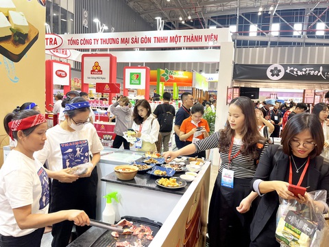 Hội chợ quốc tế không giới hạn không gian- Ảnh 1. Không gian hội chợ FOODEX 2024 được số hóa bằng công nghệ scan 3D, triển lãm trực tuyến này sẽ được duy trì lâu dài - Ảnh: NHƯ BÌNH