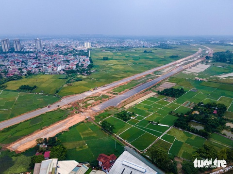 Đường vành đai 4 hơn 85.000 tỉ sau gần 1 năm khởi công giờ ra sao?- Ảnh 14. Đường vành đai 4 qua Hà Đông dài khoảng 5,5km - Ảnh: NAM TRẦN