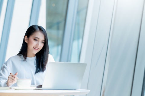 Vượt qua 3 vấn đề sức khỏe nữ giới thường gặp nơi làm việc- Ảnh 1. Phụ nữ hiện đại sẵn sàng